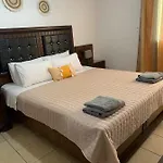 Guestrooms Ξενοδοχείο με διαμερίσματα 3*