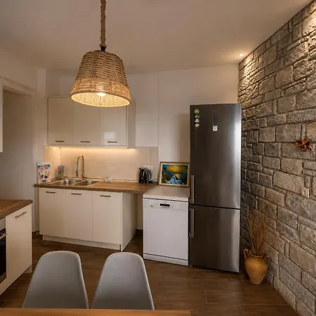 Aparthotel Guestrooms 3*