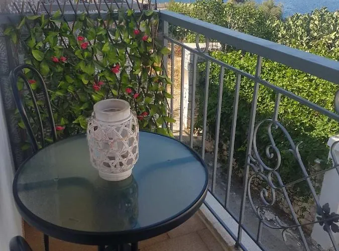 Ξενοδοχείο με διαμερίσματα Guestrooms Κοκκάλα