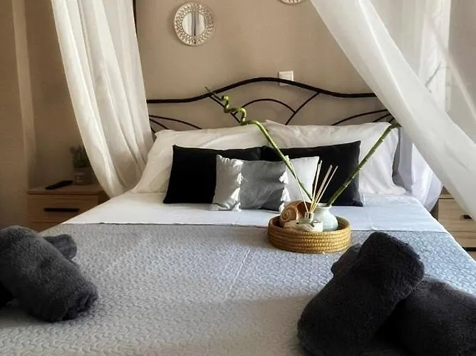 Guestrooms מלון דירות Kokkala