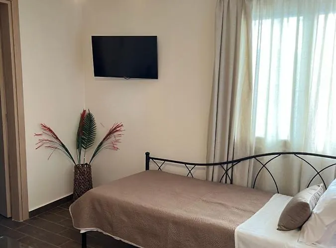 Guestrooms Ξενοδοχείο με διαμερίσματα 3*