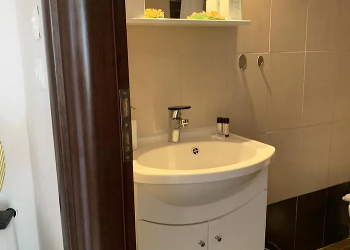 Guestrooms מלון דירות Kokkala